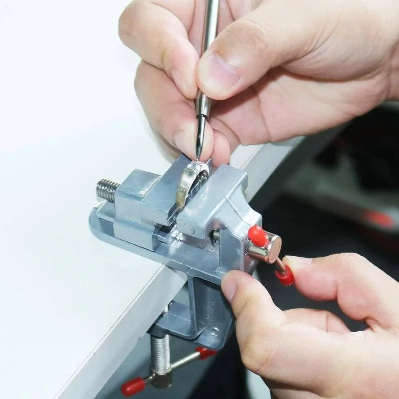 Mini morsa da banco morsetto d - Diy Electronics Bench recensione e prezzo
